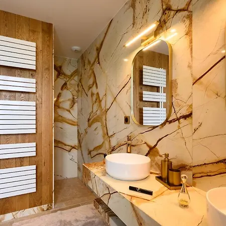 Casa de Férias De Luxe Dans Le Cotentin Avec Piscine Interieure Jacuzzi ,sauna, Salle De Sport Salle De Jeux Saint-Sauveur-le-Vicomte