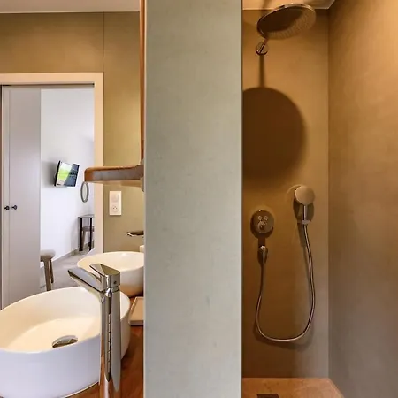 De Luxe Dans Le Cotentin Avec Piscine Interieure Jacuzzi ,sauna, Salle De Sport Salle De Jeux