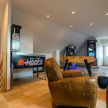 De Luxe Dans Le Cotentin Avec Piscine Interieure Jacuzzi ,sauna, Salle De Sport Salle De Jeux Saint-Sauveur-le-Vicomte