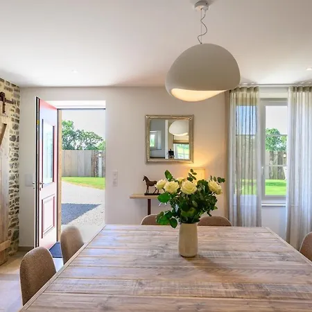 De Luxe Dans Le Cotentin Avec Piscine Interieure Jacuzzi ,sauna, Salle De Sport Salle De Jeux * Saint-Sauveur-le-Vicomte
